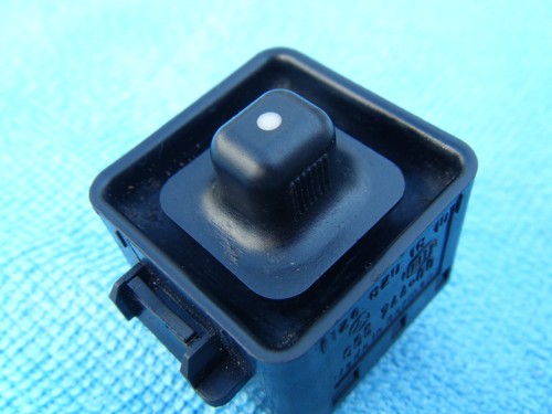 Mercedes w124 center - 86-90,